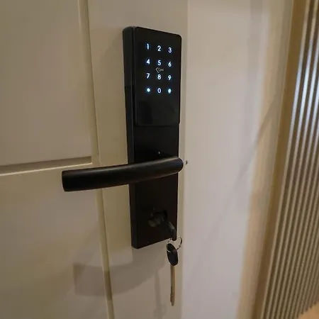 Διαμέρισμα 2 Steps From Center 3 1 *